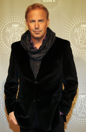 Kevin+Costner+CMT+Artists+Year+Red+Carpet+V3UB6zJJlZwl