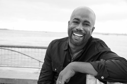 Darius-Rucker-black_white