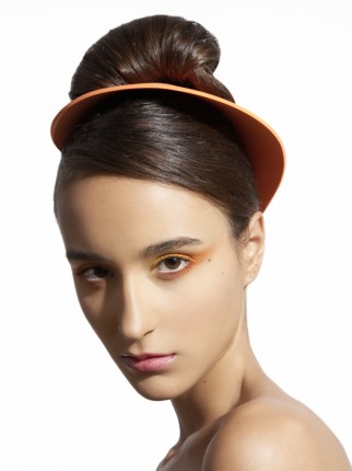 03LUSbeauty-Meagan_2010_9x12