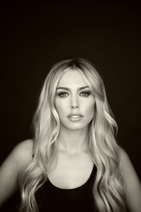 sm-b008-PETRA_BLACK_BOX_002