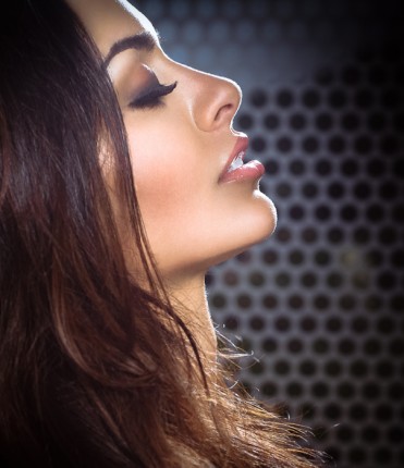 sm-b004-mona_parsa_4199_edit_sm-2 croped