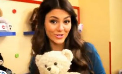 Victoria Justice “Build-A-Bear “Commercial
