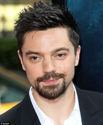 zDominic Cooper_Abraham Lincoln VS Premere
