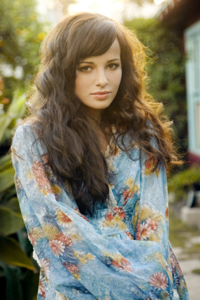 25LUSfashion-Ashley Rickards 1©E. Caren